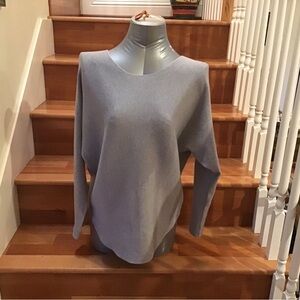 Vila Milano Women's Light Gray Boat Neck long sleeve knit sweater.